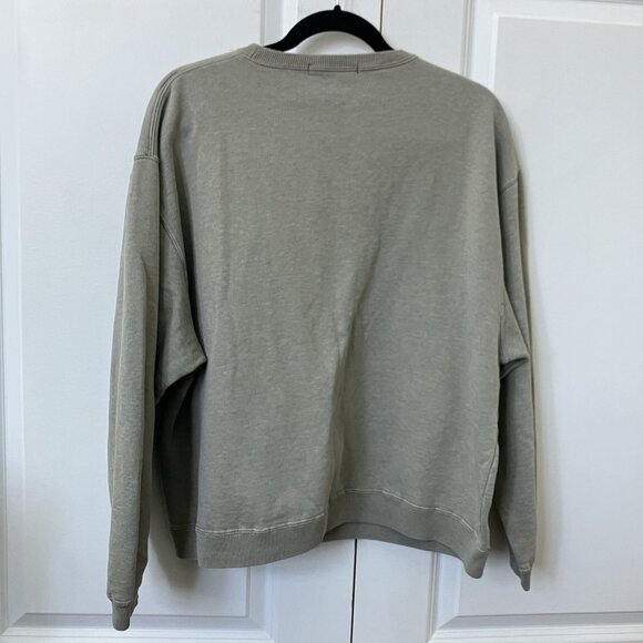 Vintage Gray Sweatshirt - Picture 5 of 11